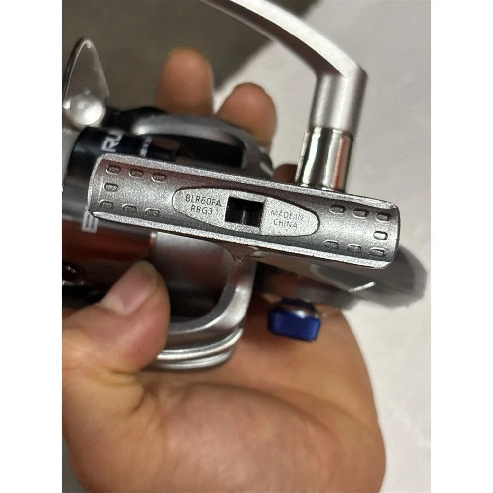 Quantum Blue Runner 60 Spinning Fishing Reel  In Good Condition